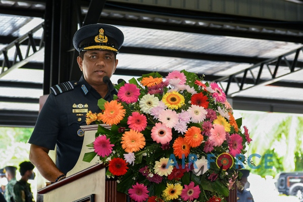 COMMANDER'S INSPECTION OF SLAF BASE KATUNAYAKE