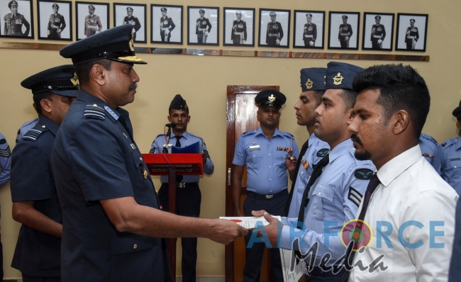 Commander's Inspection of SLAF Station Mirigama