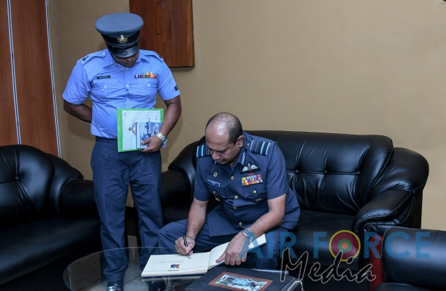 Commander's Inspection of SLAF Station Mirigama