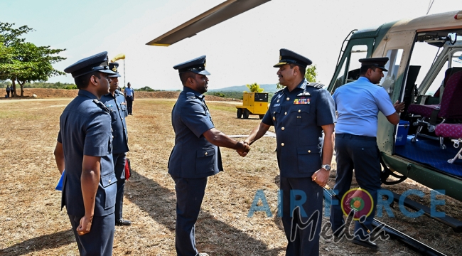 Commander’s Inspection of SLAF Station Morawewa