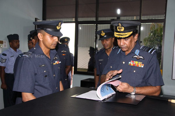 Annual Commander’s Inspection of Sri Lanka Air Force Base Katunayake 2010