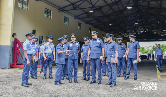 COMMANDER'S INSPECTION AT SLAF BASE RATMALANA
