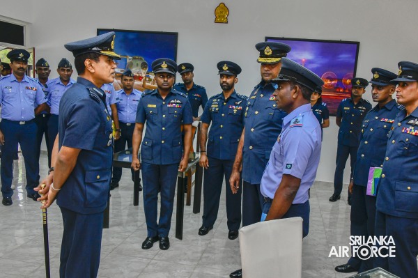 COMMANDER'S INSPECTION AT SLAF BASE RATMALANA