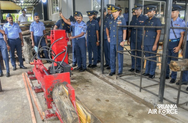 COMMANDER'S INSPECTION AT SLAF BASE RATMALANA