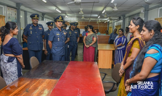 COMMANDER'S INSPECTION AT SLAF BASE RATMALANA
