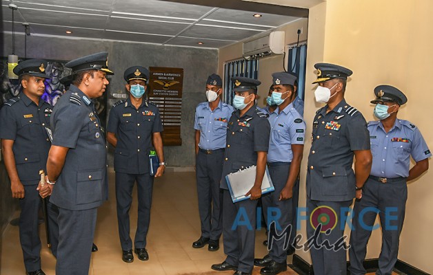 COMMANDER’S INSPECTION OF SLAF STATION SIGIRIYA