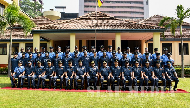 Commander's Inspection of SLAF Station Colombo