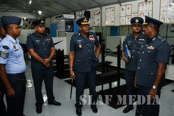Commander's
Inspection of SLAF Station Weerawila