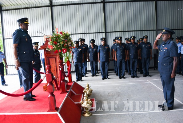 Commander's
Inspection of SLAF Station Weerawila