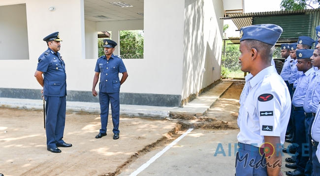 Commander's Inspection of SLAF Station Weerawila