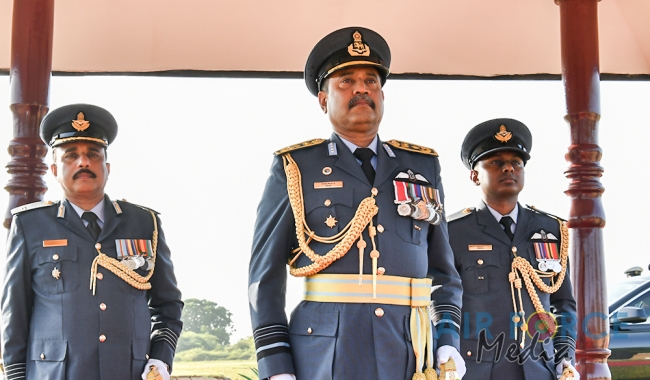 Commander's Inspection of SLAF Station Weerawila