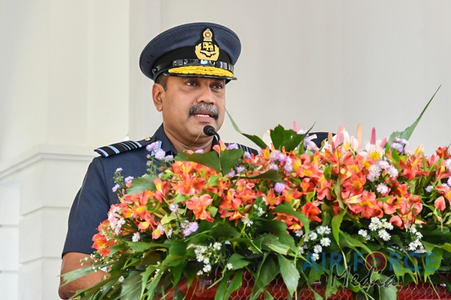 Commander's Inspection of SLAF Station Weerawila