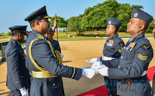 Commander's Inspection of SLAF Station Weerawila