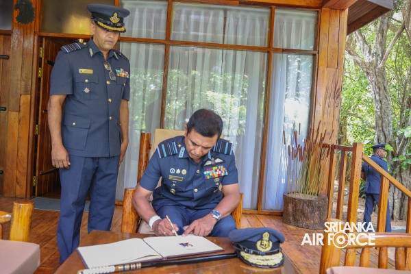 ANNUAL COMMANDER'S INSPECTION AT SLAF REGIMENT TRAINING SCHOOL VANNI