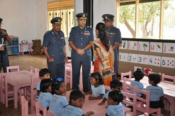 ගුවන් හමුදාධිපති තූමන් වවුනියා කදවුරේ වාර්ෂික පරීක්ෂණය සිදුකරයි