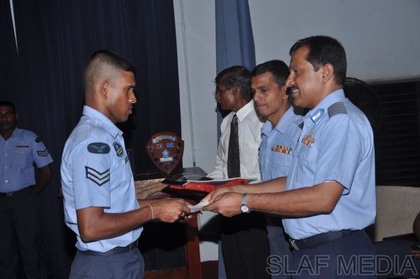 Closing Ceremony of No.01/2011 Aero Electrical And Instrument Advanced Course