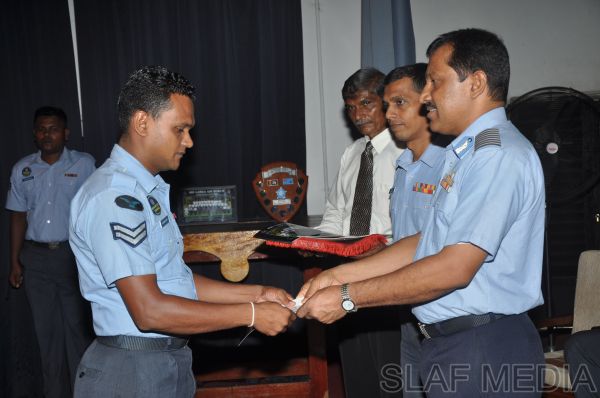 Closing Ceremony of No.01/2011 Aero Electrical And Instrument Advanced Course
