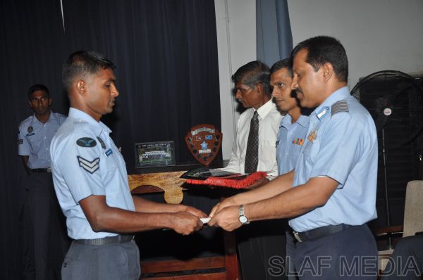 Closing Ceremony of No.01/2011 Aero Electrical And Instrument Advanced Course