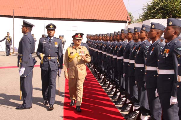 Army Chief of Bangladesh visits SLAF