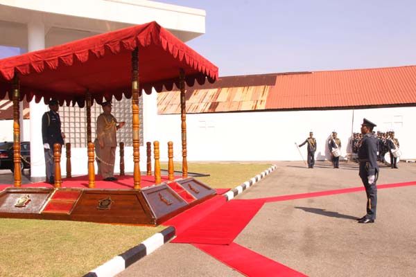 Army Chief of Bangladesh visits SLAF