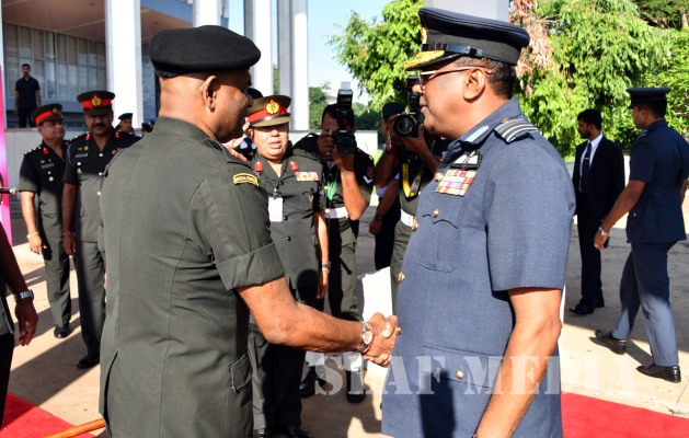 Commander attends first ever Army Women’s Corps Symposium