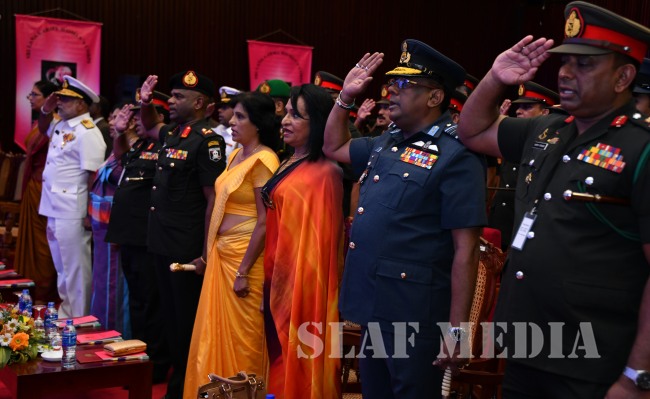 Commander attends first ever Army Women’s Corps Symposium