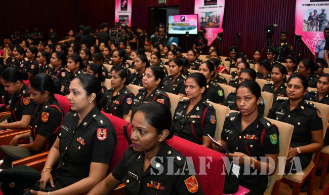 Commander attends first ever Army Women’s Corps Symposium
