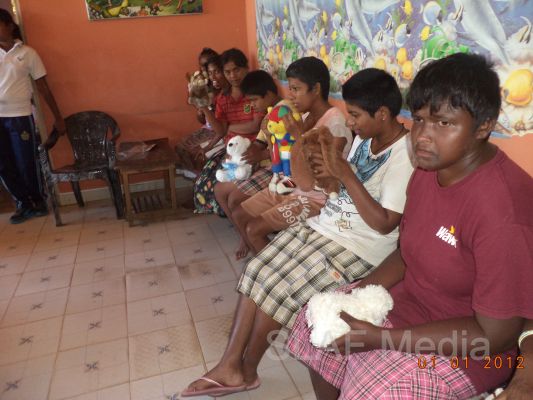 Members of the SLAF Wresting Pool Visit to “Arunoodaya Foundation” at Waikkal