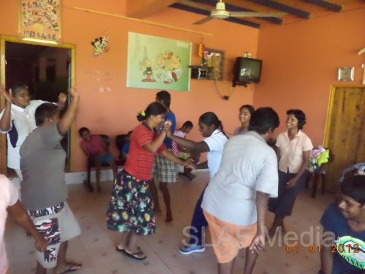 Members of the SLAF Wresting Pool Visit to “Arunoodaya Foundation” at Waikkal