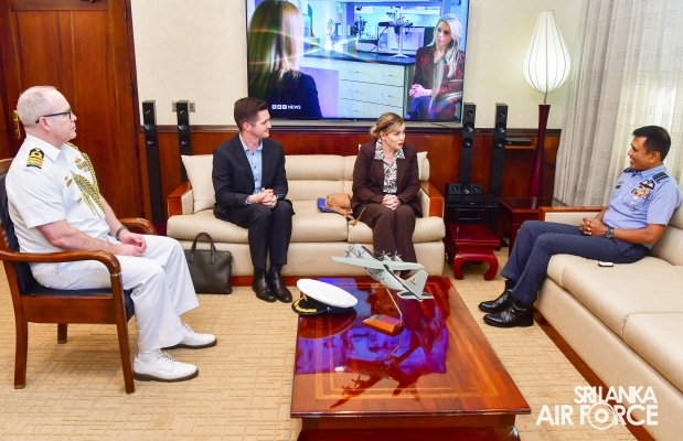 DELEGATION OF HIGH COMMISSION OF AUSTRALIA IN SRI LANKA CALLS ON
THE COMMANDER