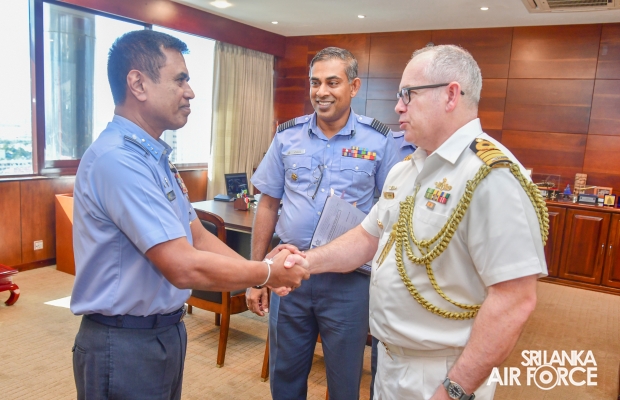 DELEGATION OF HIGH COMMISSION OF AUSTRALIA IN SRI LANKA CALLS ON
THE COMMANDER
