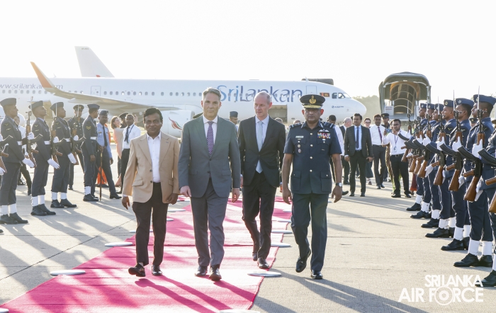 AUSTRALIAN DEPUTY PRIME MINISTER INSPECTS KA 350 AIRCRAFT DURING OFFICIAL VISIT TO SRI LANKA