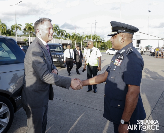 AUSTRALIAN DEPUTY PRIME MINISTER INSPECTS KA 350 AIRCRAFT DURING OFFICIAL VISIT TO SRI LANKA