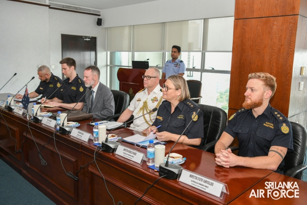 ASSISTANT
SECRETARY AT THE AUSTRALIAN DEPARTMENT OF HOME AFFAIRS CALLS ON THE
COMMANDER