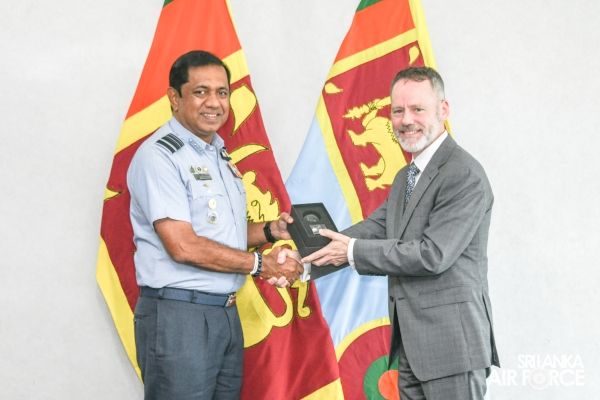 ASSISTANT
SECRETARY AT THE AUSTRALIAN DEPARTMENT OF HOME AFFAIRS CALLS ON THE
COMMANDER