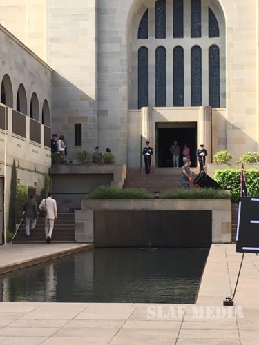 Commander of the Sri Lanka Air Force Visited the Australian War Memorial