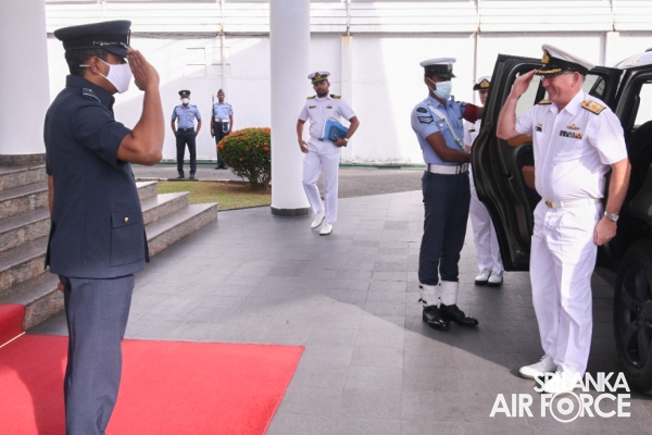 AUSTRALIAN DEFENCE DELEGATION CALL ON COMMANDER OF THE AIR FORCE