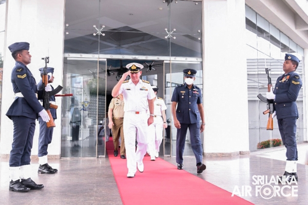 AUSTRALIAN DEFENCE DELEGATION CALL ON COMMANDER OF THE AIR FORCE