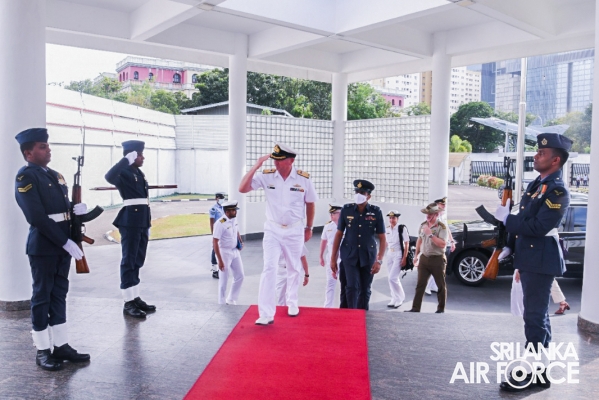 AUSTRALIAN DEFENCE DELEGATION CALL ON COMMANDER OF THE AIR FORCE
