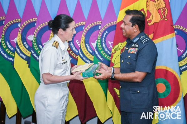 AUSTRALIAN DEFENCE DELEGATION CALL ON COMMANDER OF THE AIR FORCE