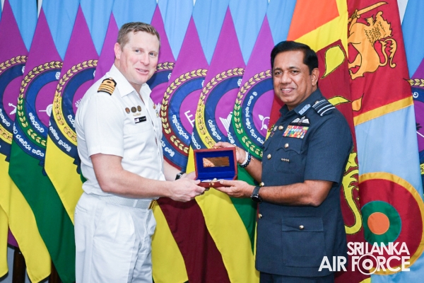 AUSTRALIAN DEFENCE DELEGATION CALL ON COMMANDER OF THE AIR FORCE