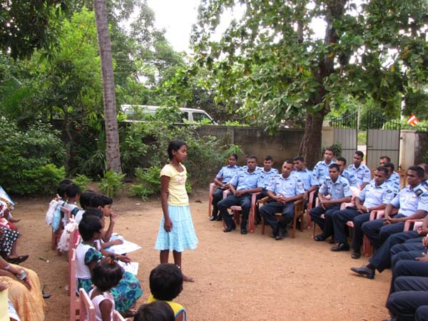 අංක 06 බලඝණය අවන්තිදේවී බාලිකා ළමා නිවාසයට අධාර කරයි අංක 06 බලඝණය අවන්තිදේවී බාලිකා ළමා නිවාසයට අධාර කරයි