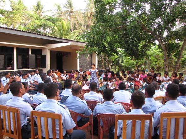 අංක 06 බලඝණය අවන්තිදේවී බාලිකා ළමා නිවාසයට අධාර කරයි අංක 06 බලඝණය අවන්තිදේවී බාලිකා ළමා නිවාසයට අධාර කරයි