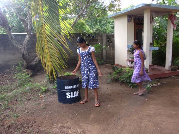 අංක 06 බලඝණය අවන්තිදේවී බාලිකා ළමා නිවාසයට අධාර කරයි අංක 06 බලඝණය අවන්තිදේවී බාලිකා ළමා නිවාසයට අධාර කරයි