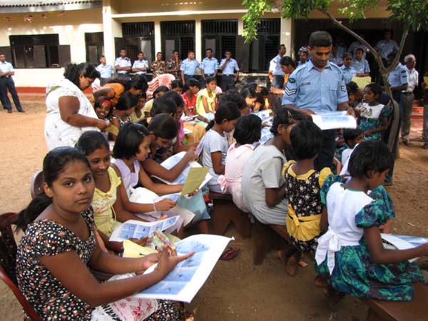 අංක 06 බලඝණය අවන්තිදේවී බාලිකා ළමා නිවාසයට අධාර කරයි අංක 06 බලඝණය අවන්තිදේවී බාලිකා ළමා නිවාසයට අධාර කරයි