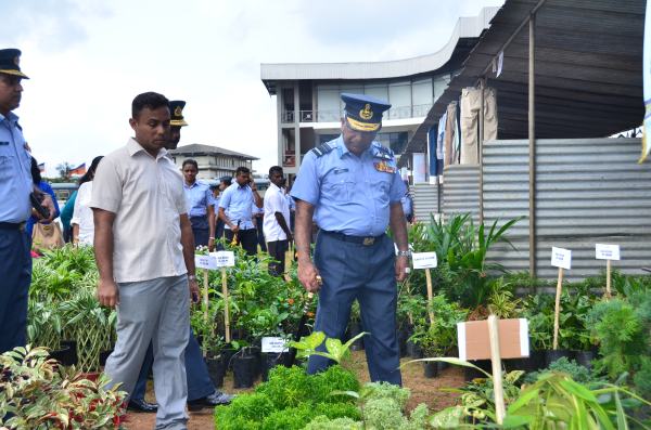 Sri
Lanka Air Force Avurudu Pola 2014