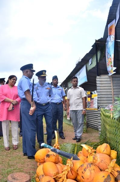Sri
Lanka Air Force Avurudu Pola 2014