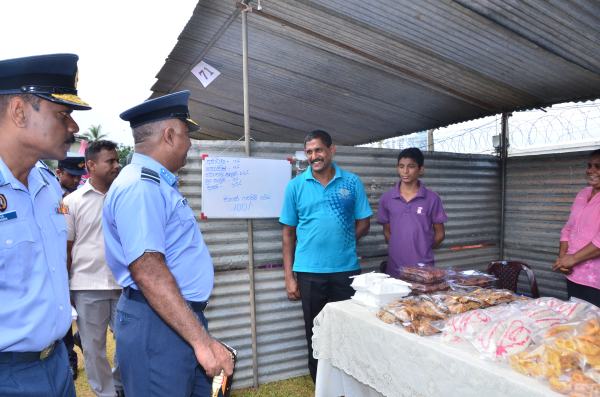 Sri
Lanka Air Force Avurudu Pola 2014