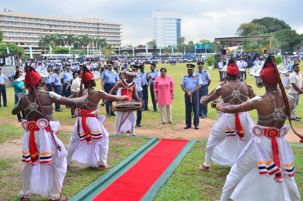 Sri Lanka
Air Force Avurudu Pola 2014