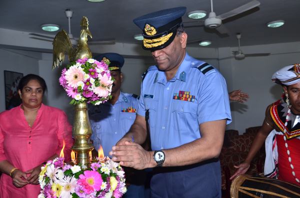 Sri Lanka
Air Force Avurudu Pola 2014